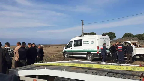 Samsun'da Genç Adam Kamyonette Ölü Bulundu