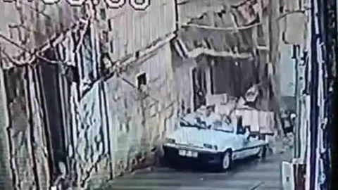 Şanlıurfa'da İstinat Duvarı Devrildi