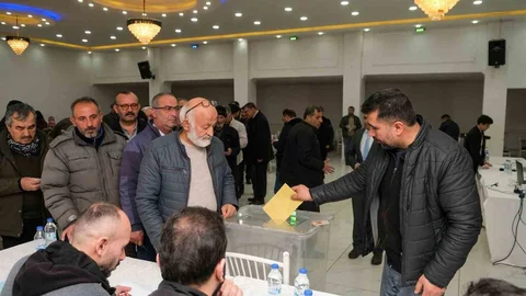 Pınarbaşı Esnaf Odası Seçimi Gerçekleşti