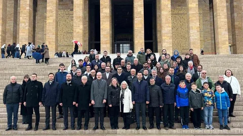 Samsunlu Mübailder Anıtkabir'i Ziyaret Etti