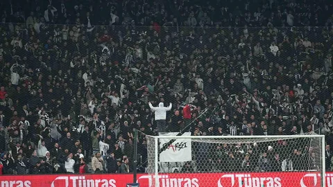 Beşiktaş'ta 'istifa' sesleri yükseldi