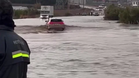 Adana'da TOGG Su İçinde İlerledi