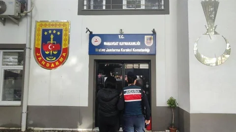 Dolandırıcı Antalya'da Yakalandı