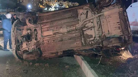 Van'da Trafik Kazası: 2 Yaralı