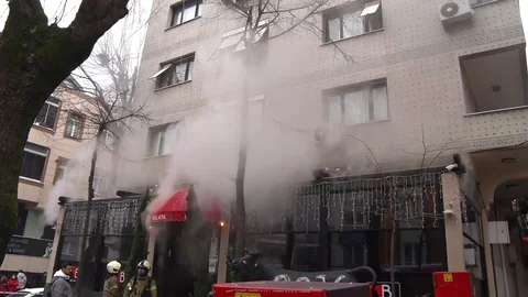 Bayrampaşa'da Restoranda Yangın Çıktı