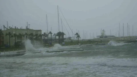 Balıkçılara Fırtına Uyarısı Yapıldı
