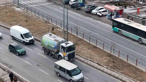 Kayseri'de Temizlik Çalışmaları Devam Ediyor