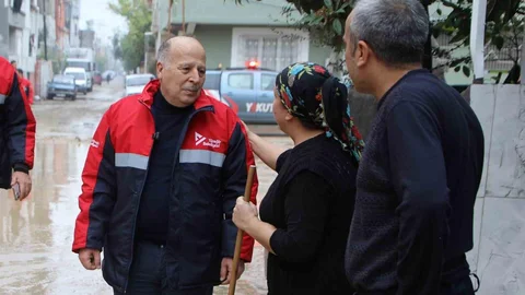 Yüreğir'de Sel Mağdurlarına Destek