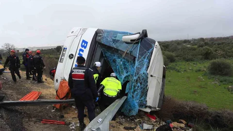 Antalya'da Otobüs Kazasında 9 Kişi Hayatını Kaybetti