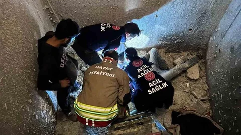 Antakya'da Asansör Boşluğuna Düşen İşçi Yaralandı