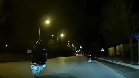 Motosiklet Sürücüsü Tehlikeli Hareket Yaptı