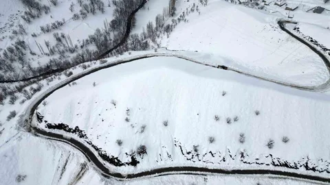 Kato Dağı Beyaz Gelinliğini Giydi