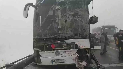 Sivas'ta Zincirleme Kaza Görüntüleri Ortaya Çıktı