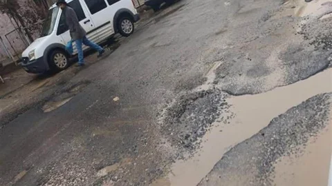 Diyarbakır'da Bozuk Yol Sorunu