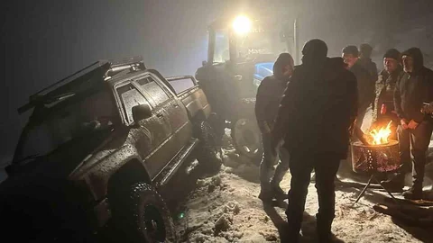 Burdur'da Dağda Mahsur Kalanlar Kurtarıldı
