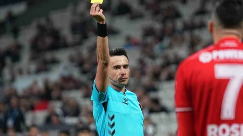 Kocaelispor-Fenerbahçe Maçında VAR Hakemi Belli Oldu