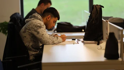 Kartepe Kent Kütüphanesi Öğrencilerin Tercihi Oldu