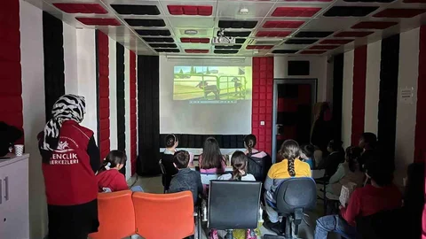 Düzce'de Sinema Etkinliği Düzenlendi