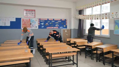 Esenyurt'ta Okullara Hazırlık Tamamlandı