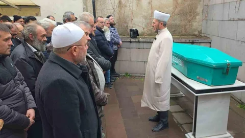 Antalya'da Otobüs Kazası Sonrası Cenaze Töreni