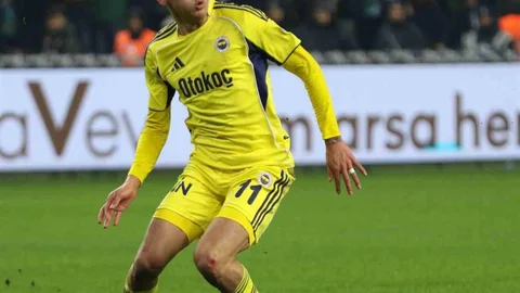 Edson Alvarez Cezalı Duruma Düştü