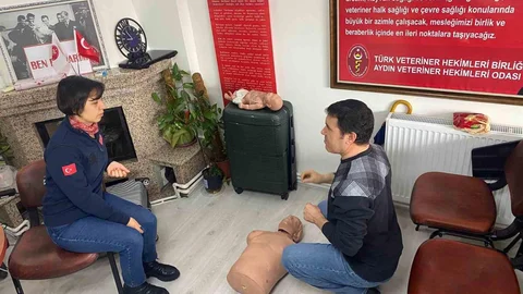 Veteriner Hekimlere İlk Yardım Eğitimi Verildi