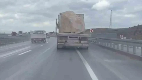 Denizli'de Kamyona Ceza Kesildi