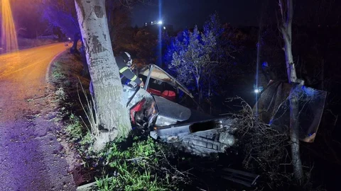Hatay'da Şarampole Devrilen Otomobilin Sürücüsü Yaralandı