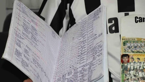 Beşiktaşlı Taraftar 25 Yıldır Not Alıyor