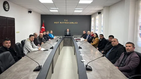 Kaymakam Çelikkol, Muhtarlarla Bir Araya Geldi