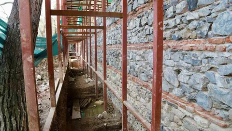 Sadabad Sarayı'nda Restorasyon Devam Ediyor