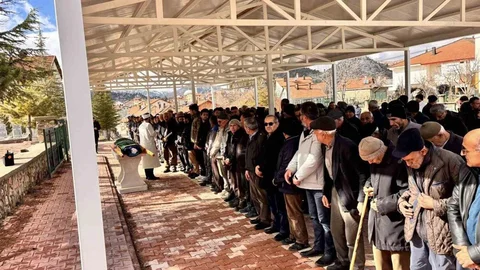 Burdur'daki Kazada Hayatını Kaybeden Genç, Konya'da Uğurlandı