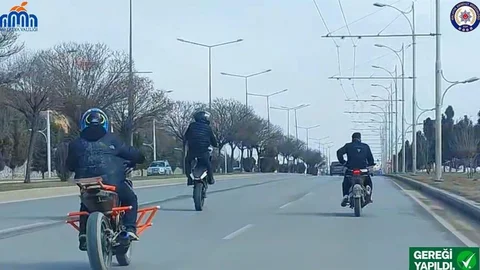 Malatya'da Motosiklet Şovuna Ceza Kesildi