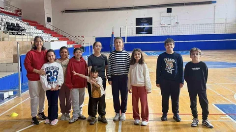 Bilecik'te Badminton Antrenmanları Devam Ediyor