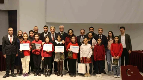 Kütahya'da İstiklâl Marşı Yarışması Düzenlendi