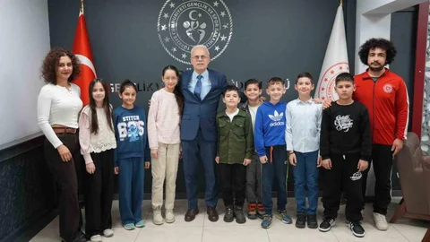 Düzce'de Sporcu Öğrenciler Bir Araya Geldi