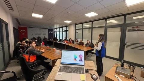 Kütahya'da AFAD Gönüllü Eğitimi Verildi