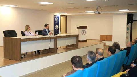 Bursa'da Modern Dünyanın Kökenleri Ele Alındı