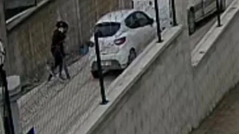 Bursa'da Sürücü Kavgası Kameralara Yansıdı