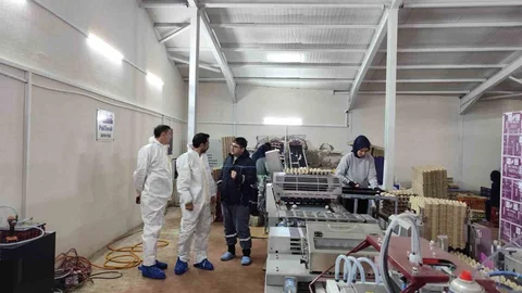 Çavdarhisar'da Yumurtacı İşletme İncelemesi