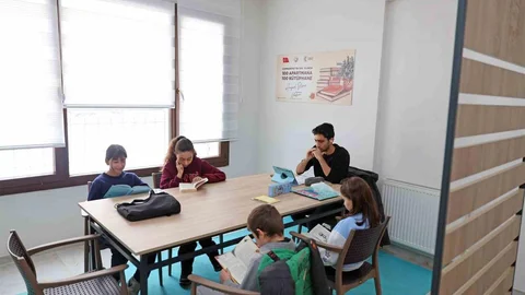 Kayseri'de Öğrencilere Kütüphane İmkanı