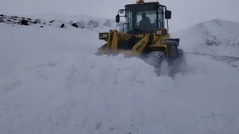 Kars'ta Yoğun Tipi Etkili Oldu