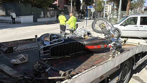 Burdur'da Motosiklet Kazası: 1'i Ağır 2 Yaralı