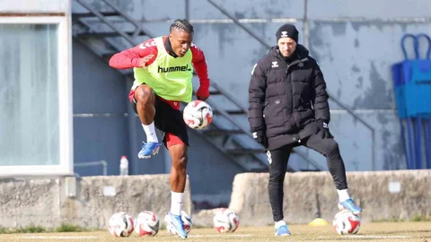 Sivasspor Sarıyer Maçına Hazırlanıyor