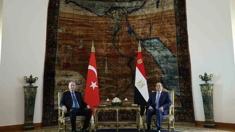 Cumhurbaşkanı Erdoğan Sisi ile Görüştü