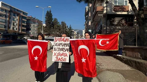 Öğrencilerin Bayrak Sevgisi Kastamonu'da Yaşandı
