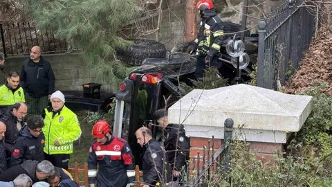 Trabzon'da Kamyonet Bahçeye Düştü