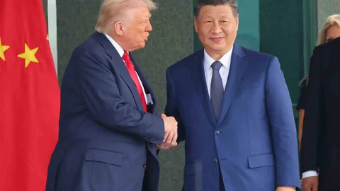 Trump ve Xi'nin Telefon Görüşmesi