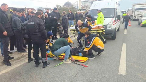 Otomobil ile Motosiklet Çarpıştı, 2 Yaralı