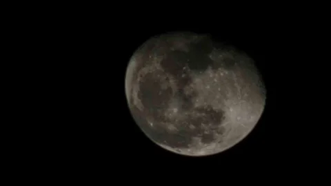 Elazığ'da Şişkin Ay Görsel Şölen Yarattı